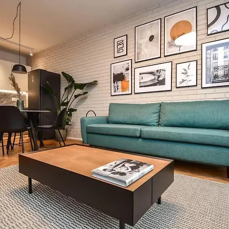 Apartamento Skypark Luxury With Skyline View & Free Parking