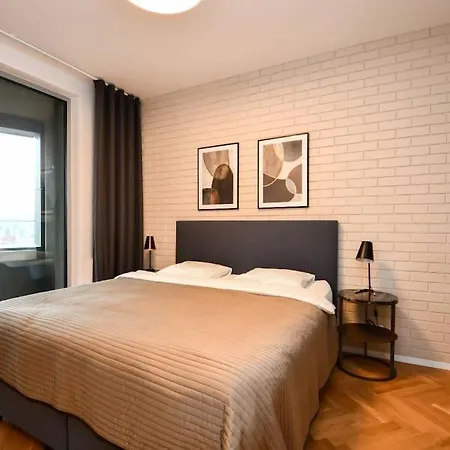 Skypark Luxury With Skyline View & Free Parking * Bratislava