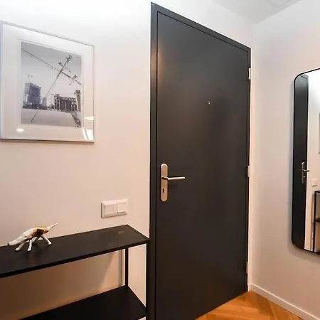 Apartmán Skypark Luxury With Skyline View & Free Parking